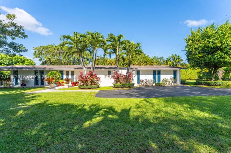 4 bedroom SingleFamilyResidence at 12950 SW 67th Ave, Rock Lake, Pinecrest — photo 5