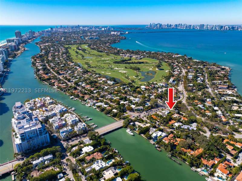 3 bedroom SingleFamilyResidence at 6311 La Gorce Dr, Beach View Addn, Miami Beach — photo 4