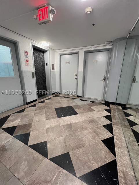 1100 Collins Ave 303, Miami Beach FL - photo 18 of 26