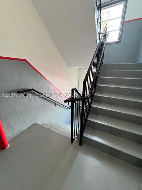 1100 Collins Ave 303, Miami Beach FL - photo 19 of 26