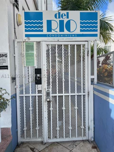 1100 Collins Ave 303, Miami Beach FL - photo 22 of 26