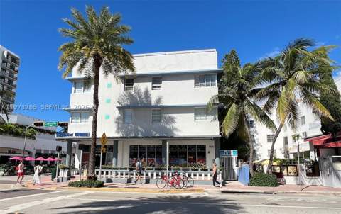 1100 Collins Ave 303, Miami Beach FL - photo 23 of 26