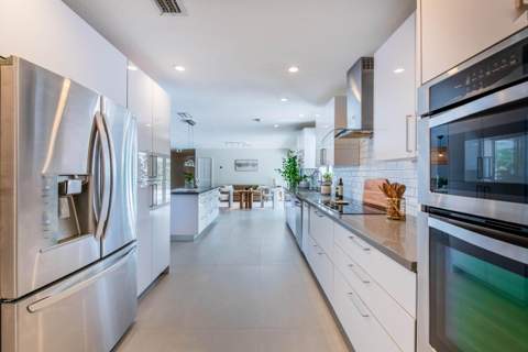 16670 SW 90th Avenue, Palmetto Bay FL - photo 9 of 35