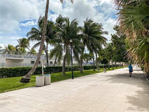 2655 Collins Ave 1404, Miami Beach FL - photo 23 of 45