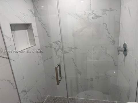 926 Michigan Ave 12, Miami Beach FL - photo 10 of 14