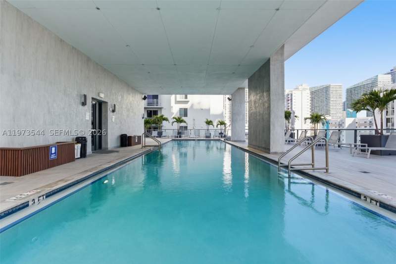 1 bedroom StockCooperative at 229 SW 9th St 407, Smart Brickell Lodging 1 C, Miami — photo 2