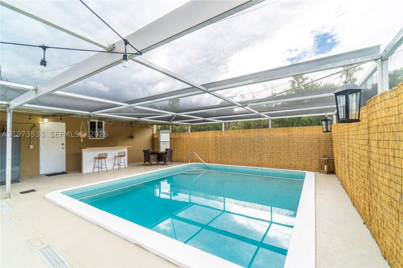 3 bedroom SingleFamilyResidence at 13405 NW 6th Ave, Stanley Heights, North Miami — photo 2
