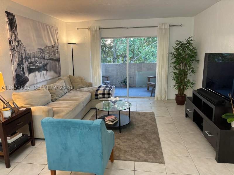 2 bedroom Condominium at 6884 N Kendall Dr C407, Dadeland Grove Condo, Pinecrest — photo 3