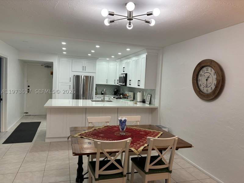2 bedroom Condominium at 6884 N Kendall Dr C407, Dadeland Grove Condo, Pinecrest — photo 4