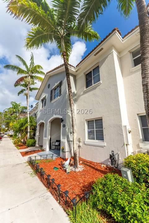 1687 SE 30th St, Homestead FL - photo 14 of 37