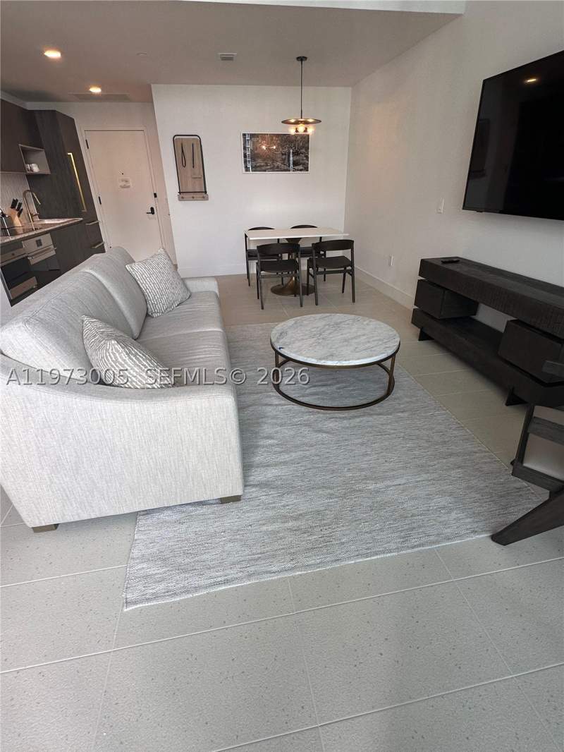 1 bedroom Condominium at 159 NE 6th St 4811, Gale Miami, Miami — photo 5