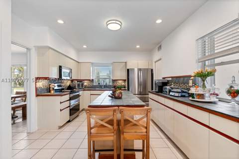 13780 SW 73rd Ct, Palmetto Bay FL - photo 19 of 61