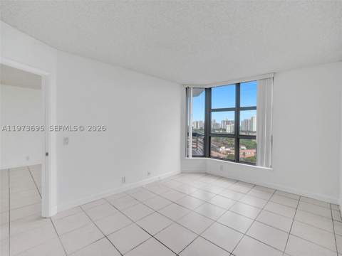 3400 192nd St 1811, Aventura FL - photo 17 of 29