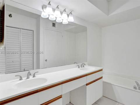 3400 192nd St 1811, Aventura FL - photo 20 of 29