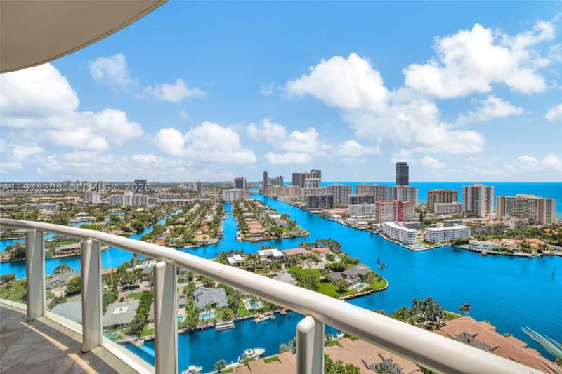 3 bedroom Condominium at 21200 Point Pl Ph2804, Atlantic I At The Point C, Aventura — photo 2