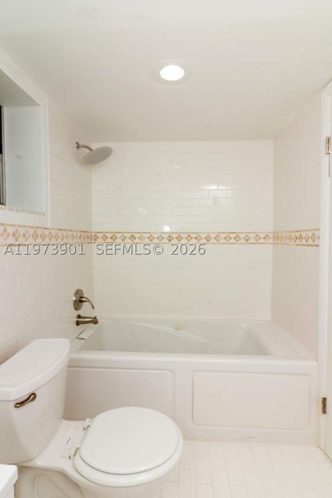 447 NE 195th St 217, Miami FL - photo 13 of 18