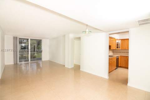 447 NE 195th St 217, Miami FL - photo 18 of 18