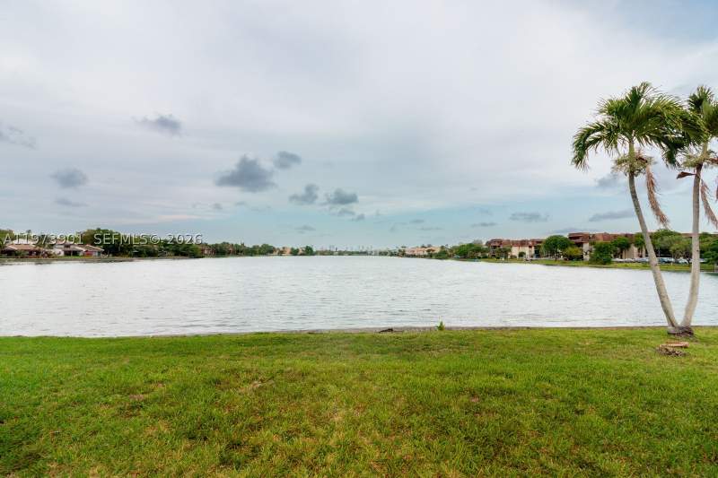 2 bedroom Condominium at 447 NE 195th St 217, Royal Oaks Condo, Miami — photo 3