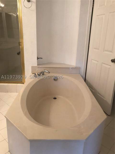 10710 NW 66th St 210, Doral FL - photo 15 of 38