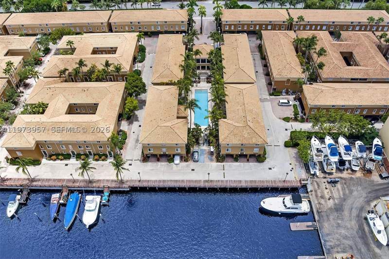3 bedroom Townhouse at 2965 NE 185th St 1513, Aventi At Aventura Condo, Aventura — photo 3