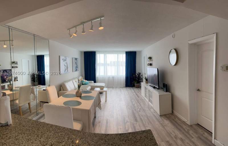 1 bedroom Condominium at 1150 NE 191st St 34, Riviera Condominium Apts, Miami — photo 5