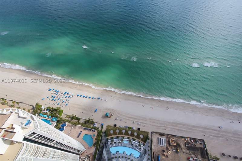 4 bedroom Condominium at 18555 Collins Ave 4605, Porsche Tower, Sunny Isles Beach — photo 3