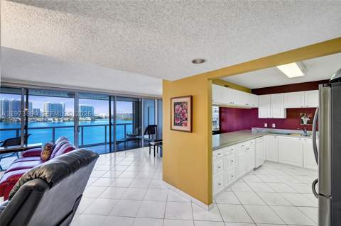 17700 N Bay Rd 805, Sunny Isles Beach FL - photo 13 of 60