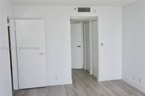 7601 E Treasure Dr 1406, North Bay Village FL - photo 13 of 20