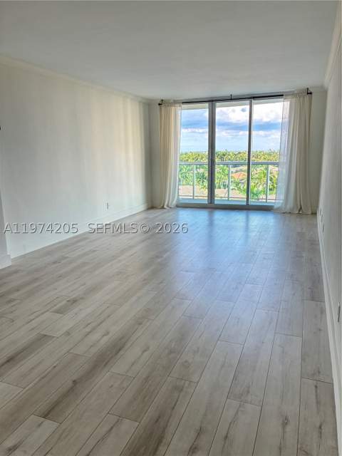 19380 Collins Ave 718, Sunny Isles Beach FL - photo 9 of 33