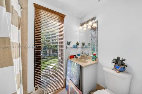 7436 SW 188th Ln, Cutler Bay FL - photo 16 of 61