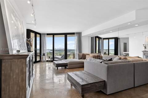 2000 Towerside Ter 1408, Miami FL - photo 13 of 53