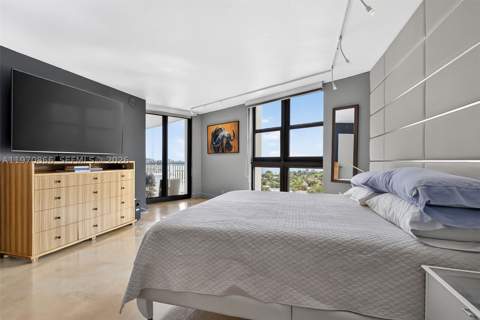 2000 Towerside Ter 1408, Miami FL - photo 17 of 53