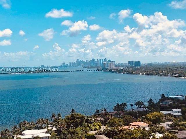 1 bedroom Condominium at 2000 Towerside Ter 1408, Towers Of Quayside Condo, Miami — photo 3