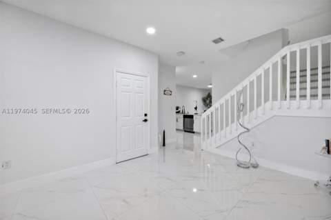 178 SE 33rd Ter, Homestead FL - photo 7 of 34