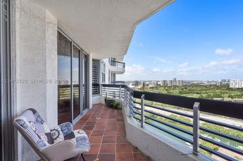 3530 Mystic Pointe Dr 2907, Aventura FL - photo 8 of 55