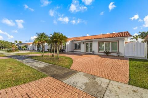 13170 SW 20th St, Miami FL - photo 10 of 17