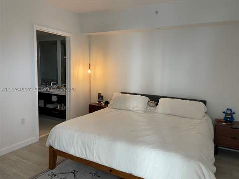 45 SW 9th St 1206, Miami FL - photo 18 of 25