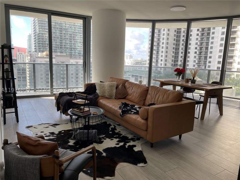 2 bedroom Condominium at 45 SW 9th St 1206, Brickell Heights East Con, Miami — photo 2