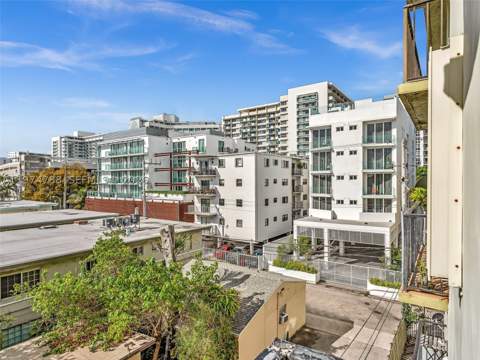 1236 Alton Rd 402, Miami Beach FL - photo 10 of 25