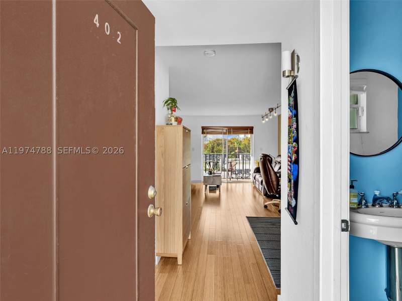 1 bedroom Condominium at 1236 Alton Rd 402, Alton Star Condo, Miami Beach — photo 3