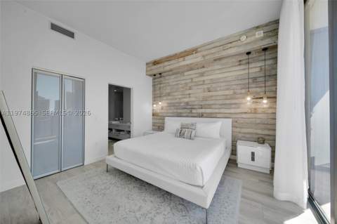 55 SW 9th St 4406, Miami FL - photo 23 of 36