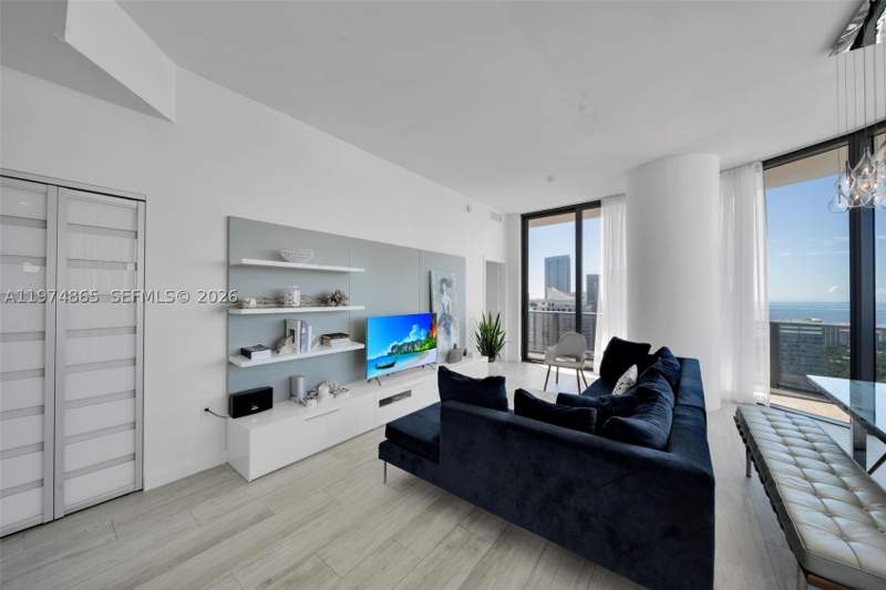 3 bedroom Condominium at 55 SW 9th St 4406, Brickell Heights West Con, Miami — photo 5