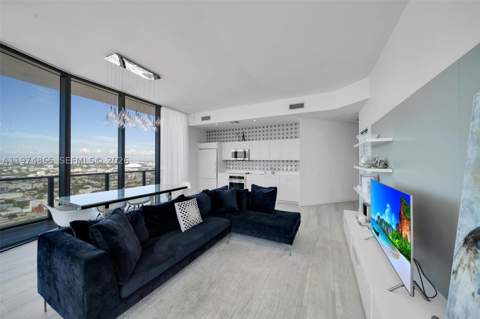 55 SW 9th St 4406, Miami FL - photo 7 of 36