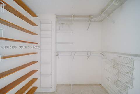 2903 N Miami Beach Blvd 1006, North Miami Beach FL - photo 6 of 19