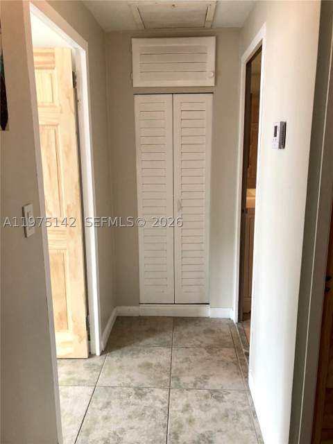 1408 Brickell Bay Dr 404, Miami FL - photo 17 of 30