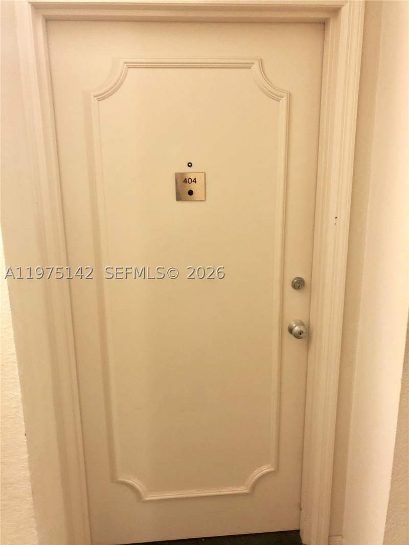 1 bedroom Condominium at 1408 Brickell Bay Dr 404, Brickell Bay Tower Condo, Miami — photo 4