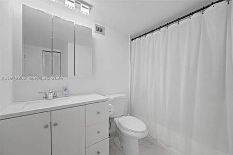 4101 Pine Tree Dr 919, Miami Beach FL - photo 14 of 25