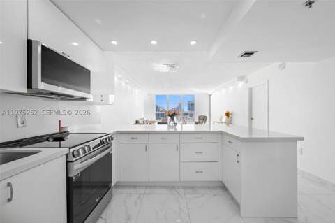 4101 Pine Tree Dr 919, Miami Beach FL - photo 8 of 25