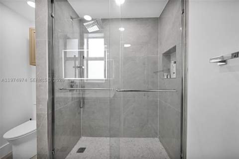1021 NE 82nd Ter, Miami FL - photo 14 of 49
