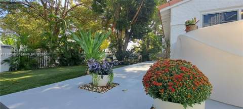 846 Michigan Ave 101, Miami Beach FL - photo 8 of 48
